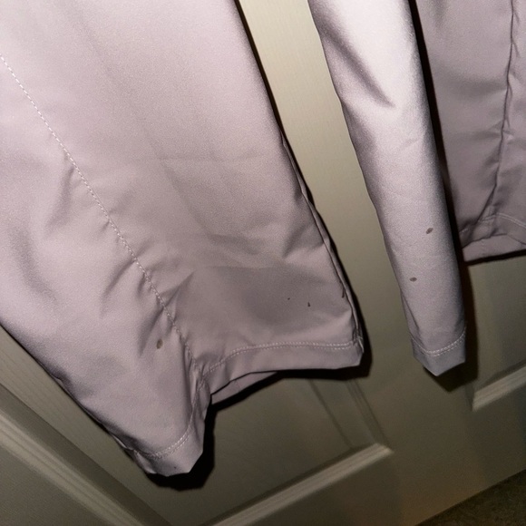 NWT Nike Women's Pants Taupe Gray M gym running athletic athleisure activewear - Picture 12 of 12